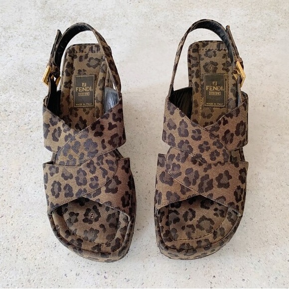 🐆 Vintage FENDI Shoes Sandals Platform Heels - Picture 5 of 8